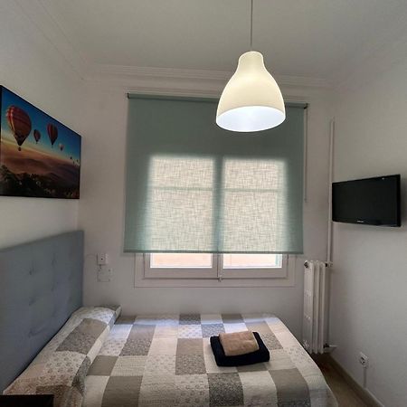 Bed and Breakfast Alojamiento Nuevo Balmes Barcelona Zewnętrze zdjęcie