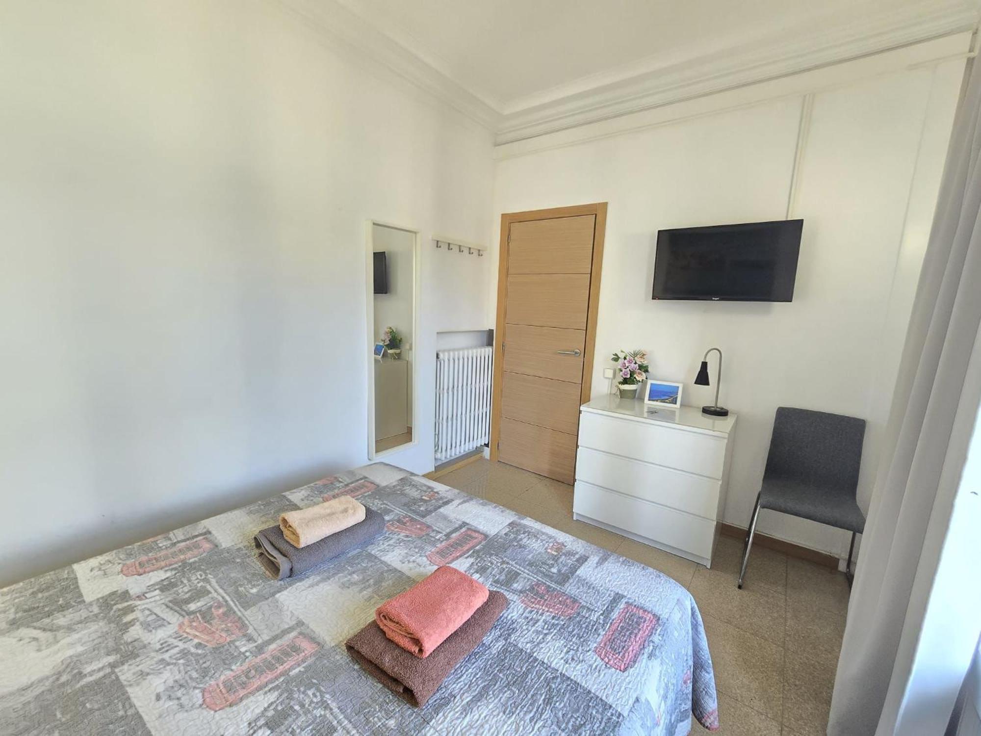 Bed and Breakfast Alojamiento Nuevo Balmes Barcelona Zewnętrze zdjęcie