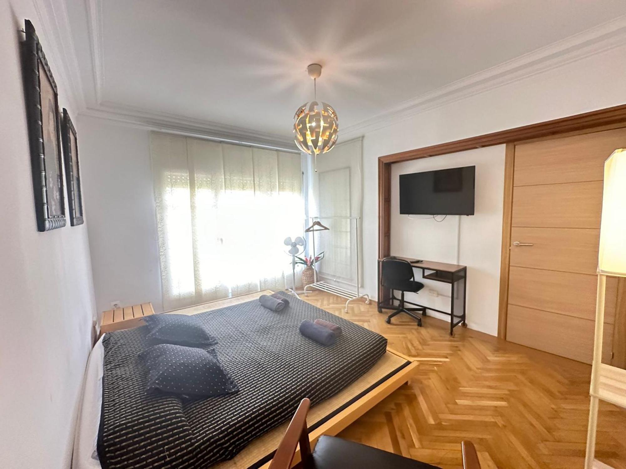 Bed and Breakfast Alojamiento Nuevo Balmes Barcelona Zewnętrze zdjęcie